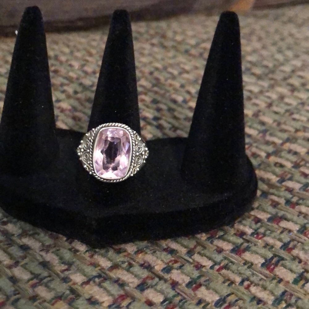 Scroll ring